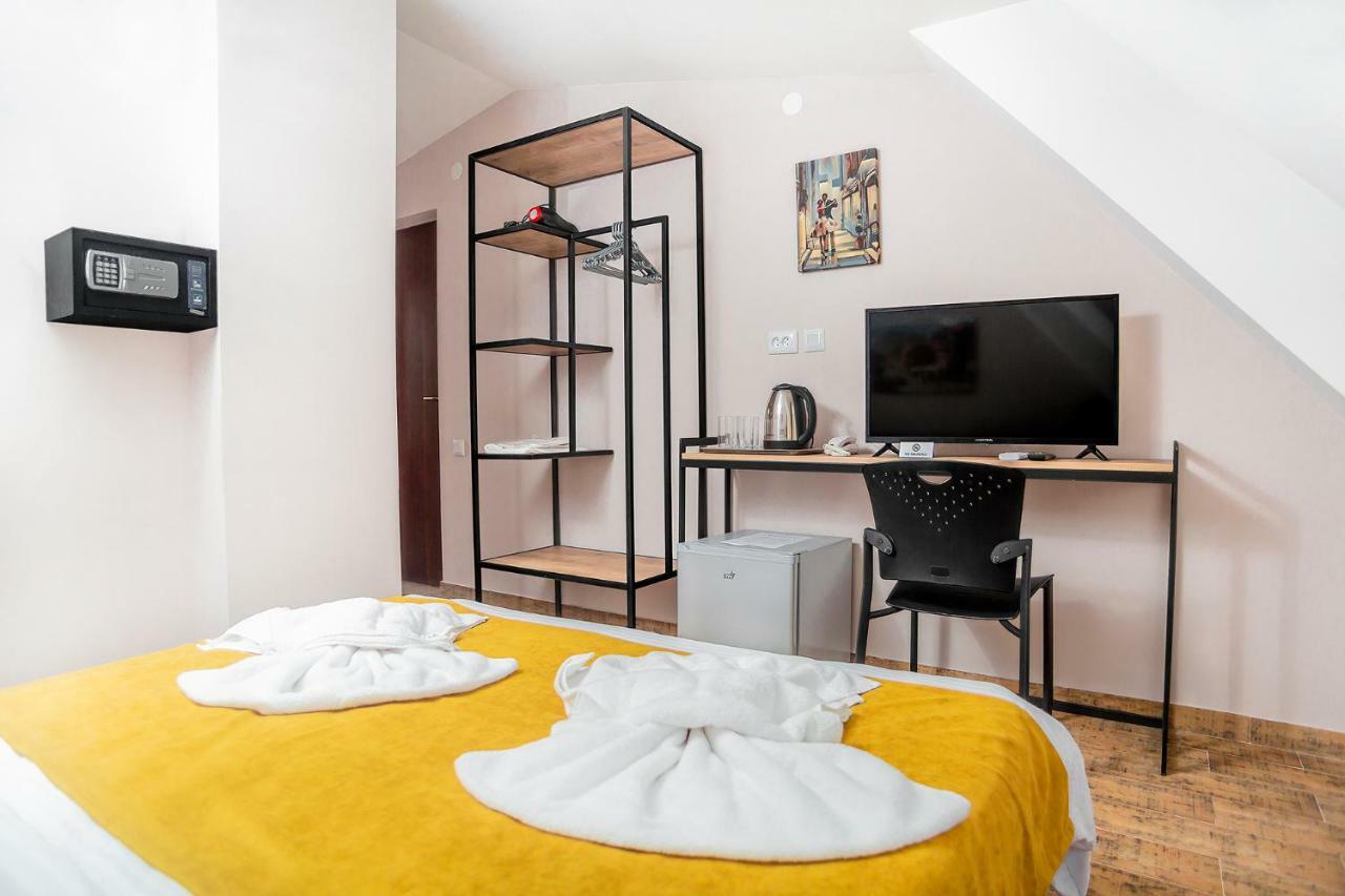 טביליסי Diuma Hotel מראה חיצוני תמונה