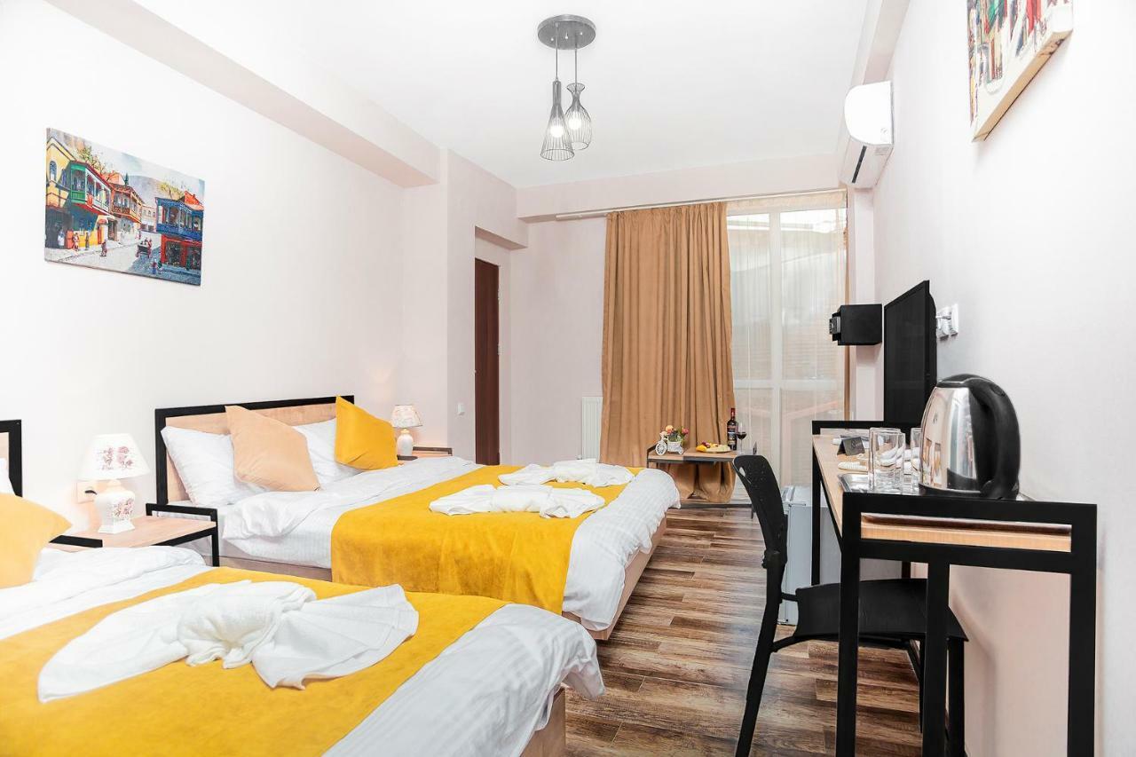 טביליסי Diuma Hotel מראה חיצוני תמונה