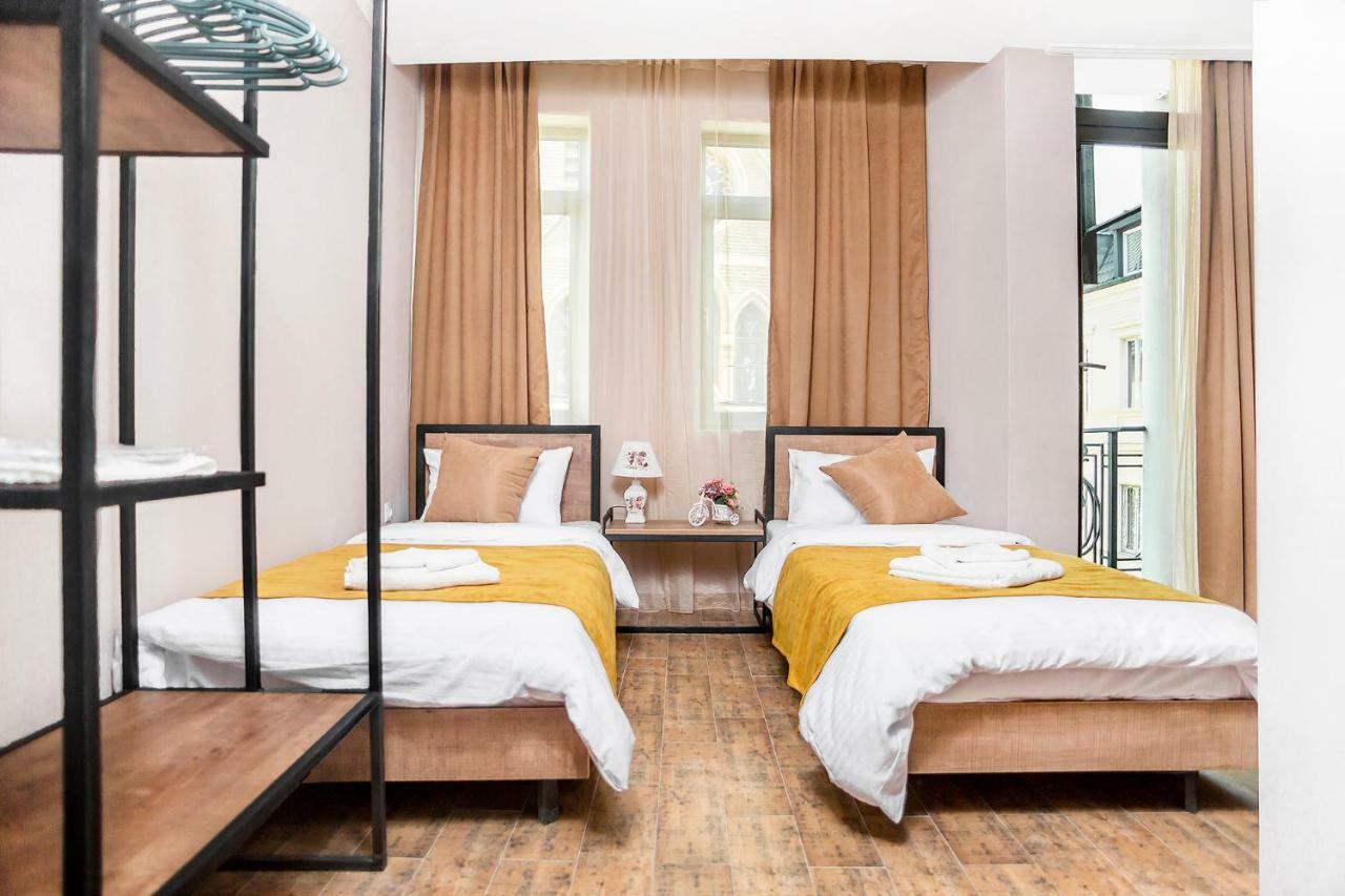 טביליסי Diuma Hotel מראה חיצוני תמונה